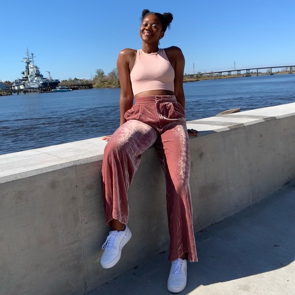 Meet your Posher, Kala - Picture 1 of 3